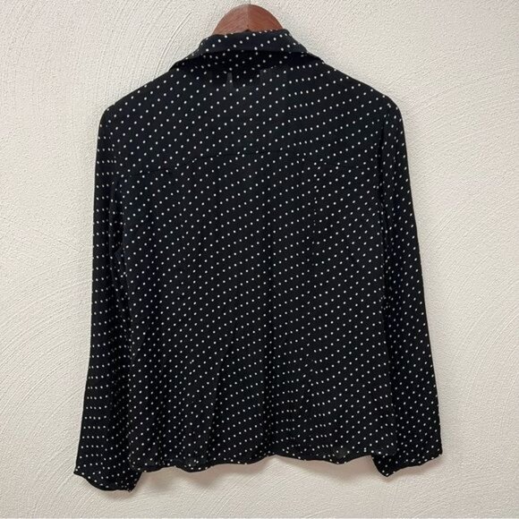 Chico’s 100% Silk Black & White Polka Dot Print Button Up Blouse Chicos Sz 1 - Picture 6 of 6